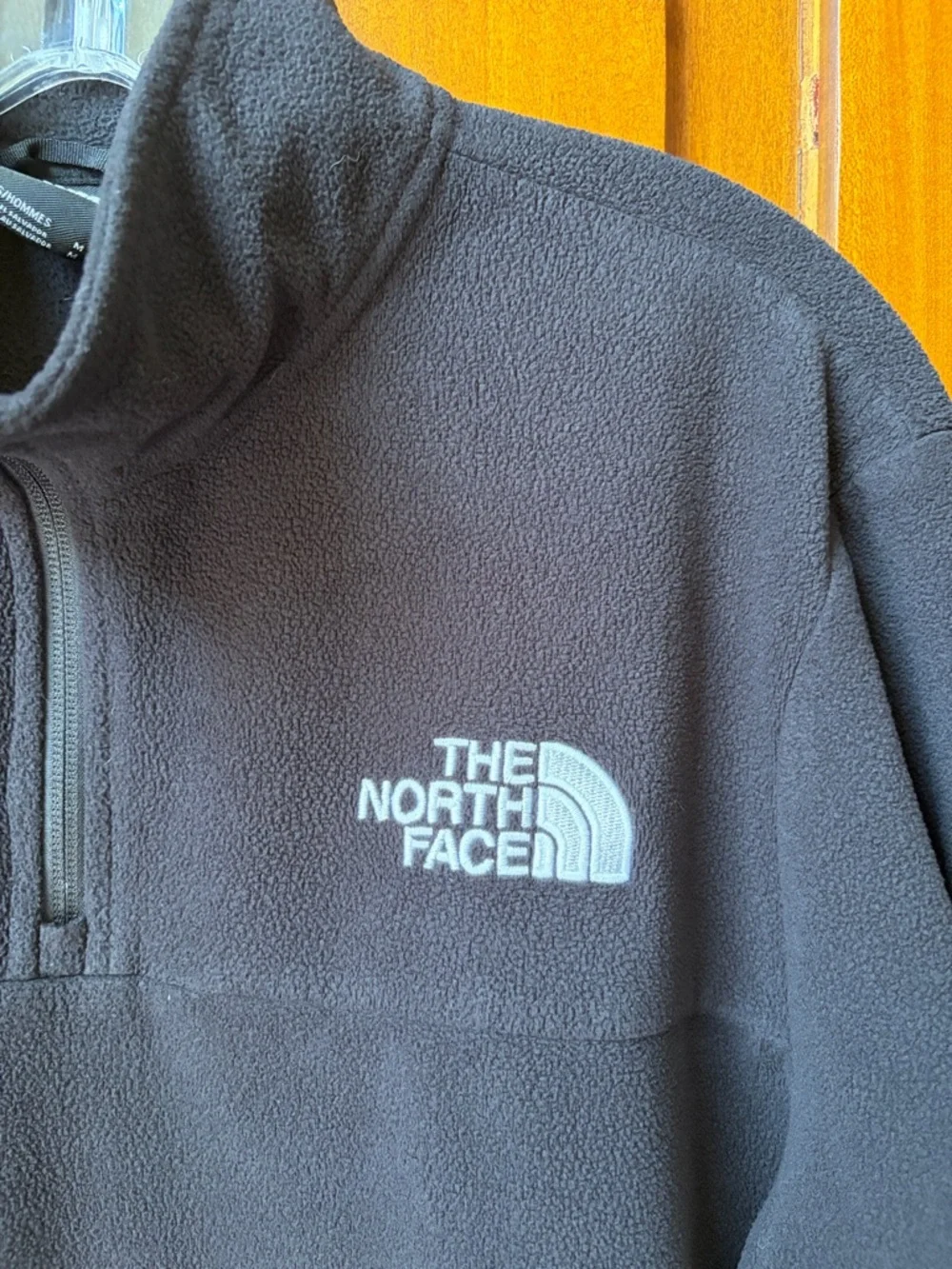 Men’s The North Face Black 1/4 Zip Fleece Pullover